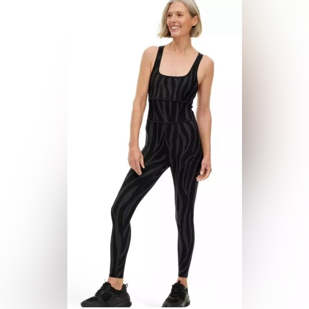 Diane Von Furstenberg Racerback Zebra Full-Length Bodysuit–Size Small 🖤🐆✨NWOT